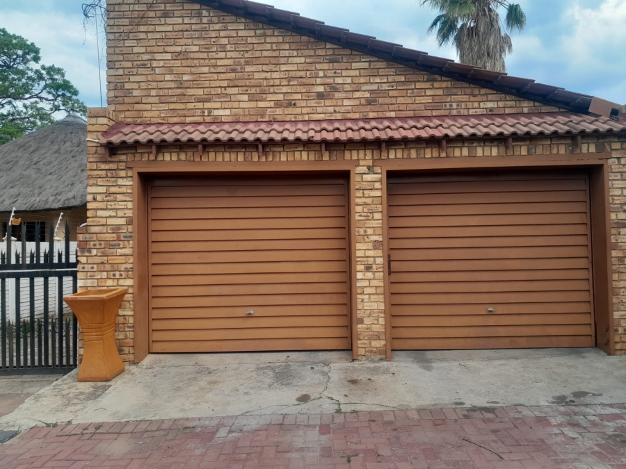 3 Bedroom Property for Sale in Bodorp North West